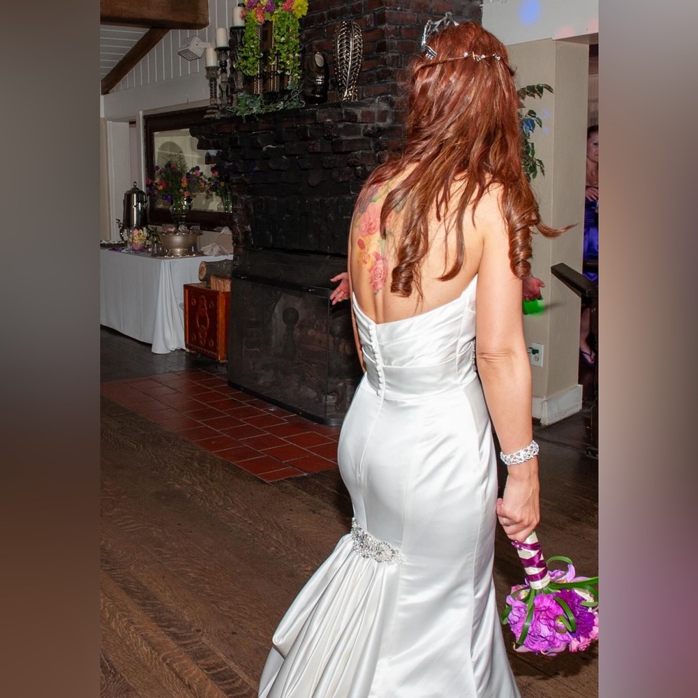 Watters Wtoo Maritza wedding gown. Bought new and altered at Janeen’s bridal. - Picture 13 of 13